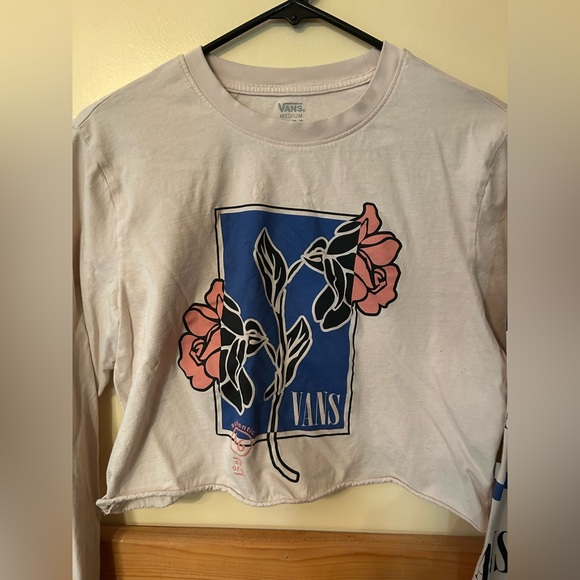 Vans Beige Cropped Long Sleeve Tee with Floral Graphic - Picture 2 of 4